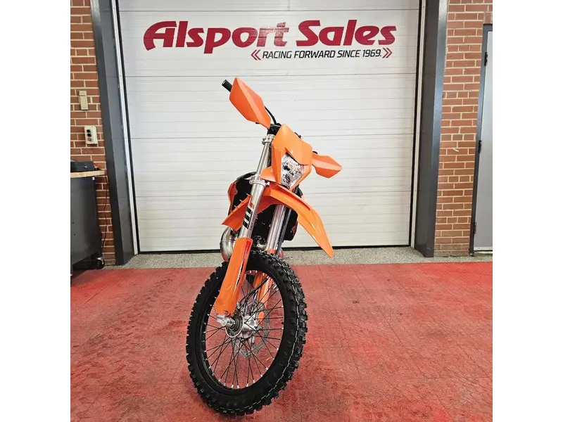 2026 KTM 300 XC-W thumbnail 2