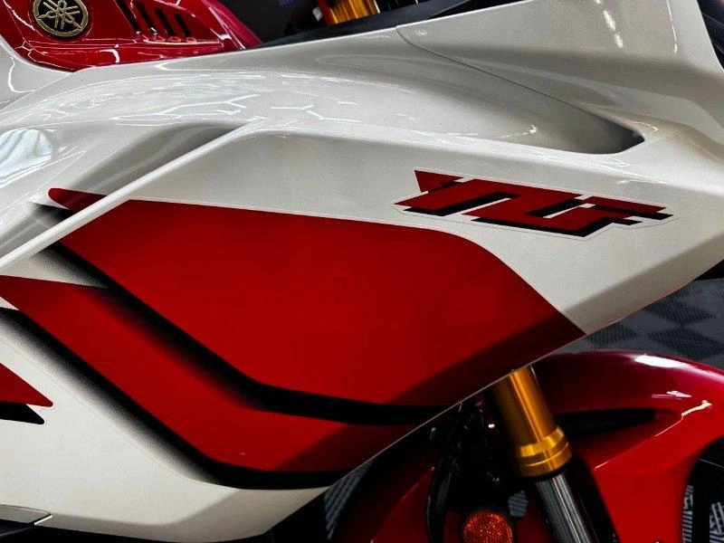 Yamaha Yzf-r3 70e Anniversaire 2026 alt
