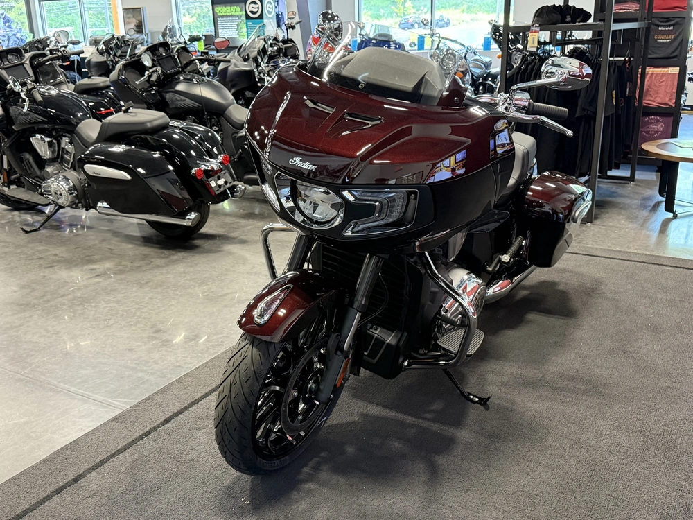 2026 Indian Motorcycle Challenger Limited 112 alt