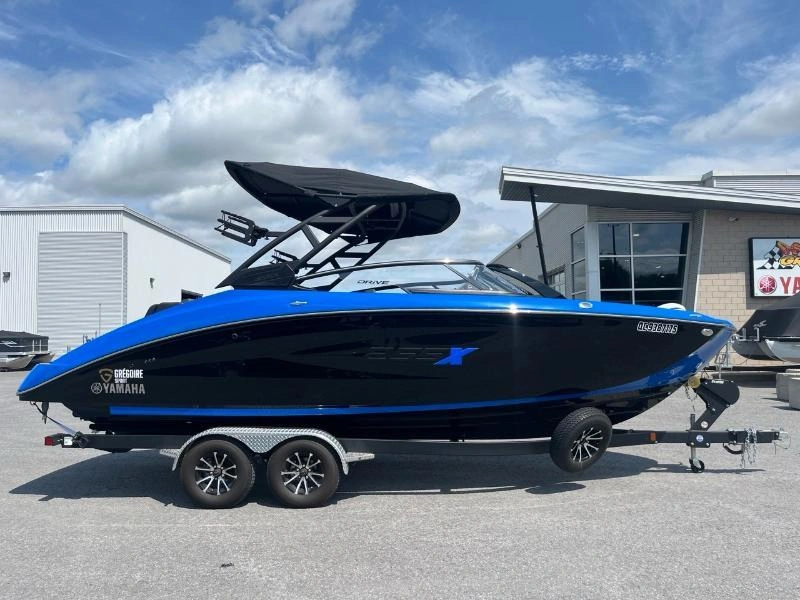 Yamaha 255xd 2024 alt