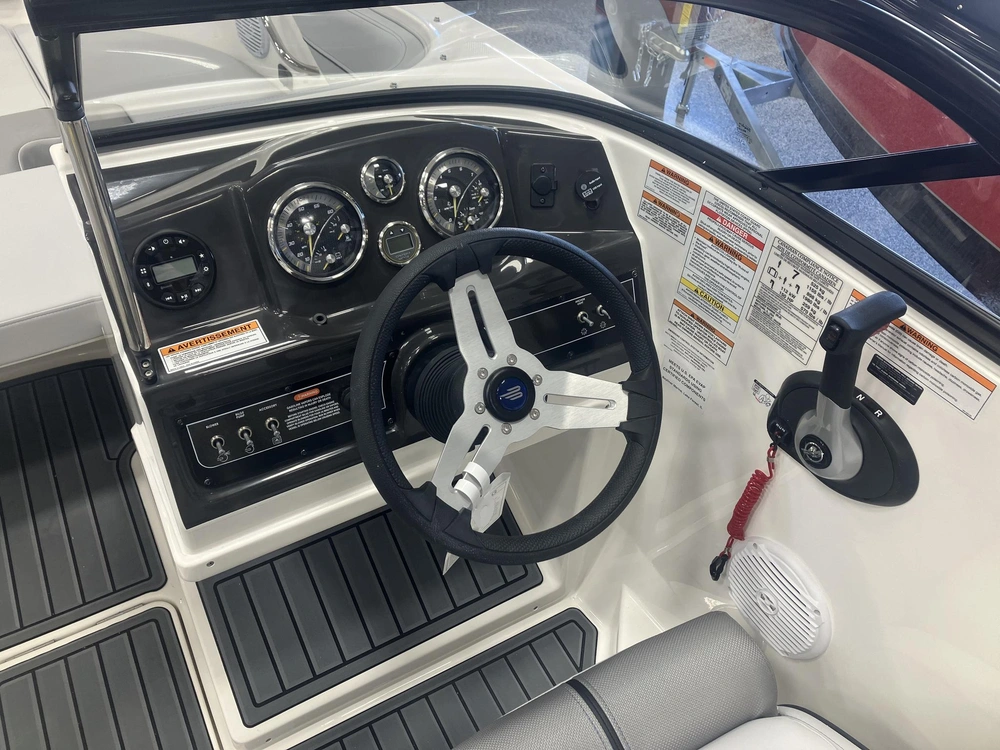 2024 Bayliner Vr4 Bowrider alt