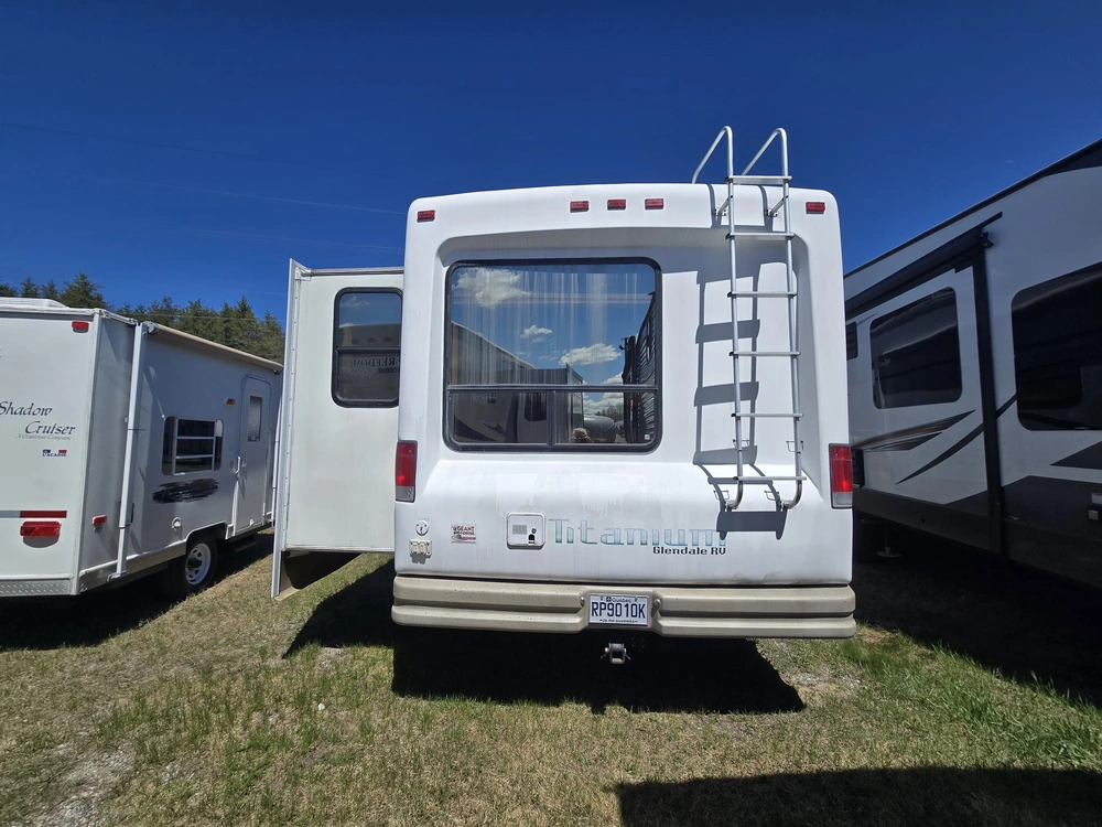 Autre Glendale, Titanium 28e33 2002 alt