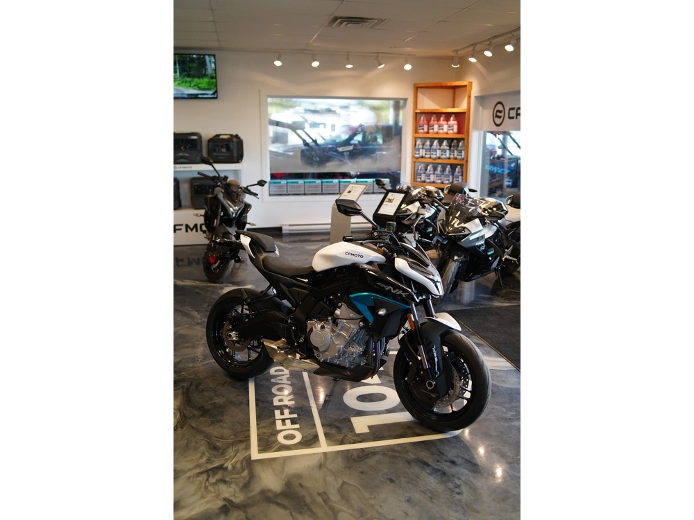 2026 Cfmoto 675 Nk alt