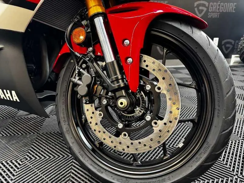 2026 Yamaha YZF-R3 70E ANNIVERSAIRE thumbnail 8