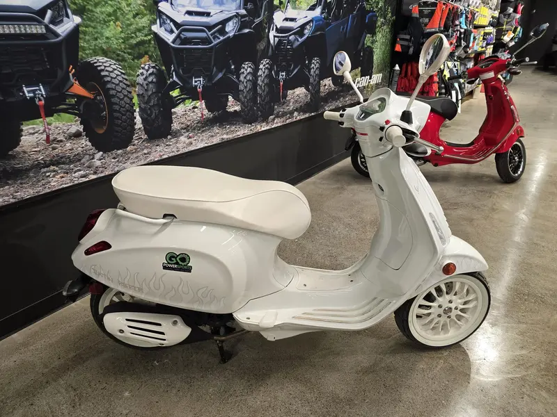 2022 Piaggio SPRINT S 50 JB IGET MY22 thumbnail 2
