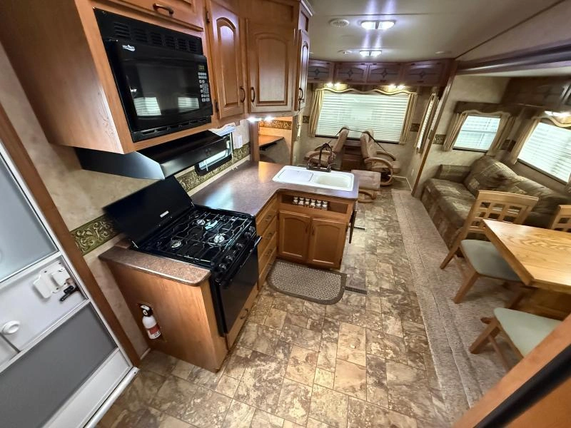 Crossroads Cruiser 32mk 2011 alt