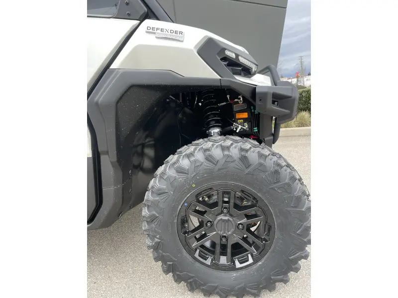 2026 Can-am Defender Limited Cab Hd11 alt