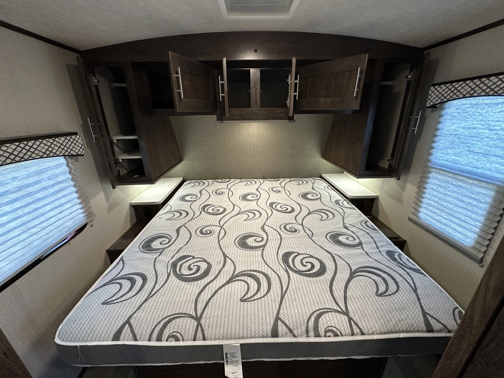 2020 Cruiser Rv Embrace El275 alt