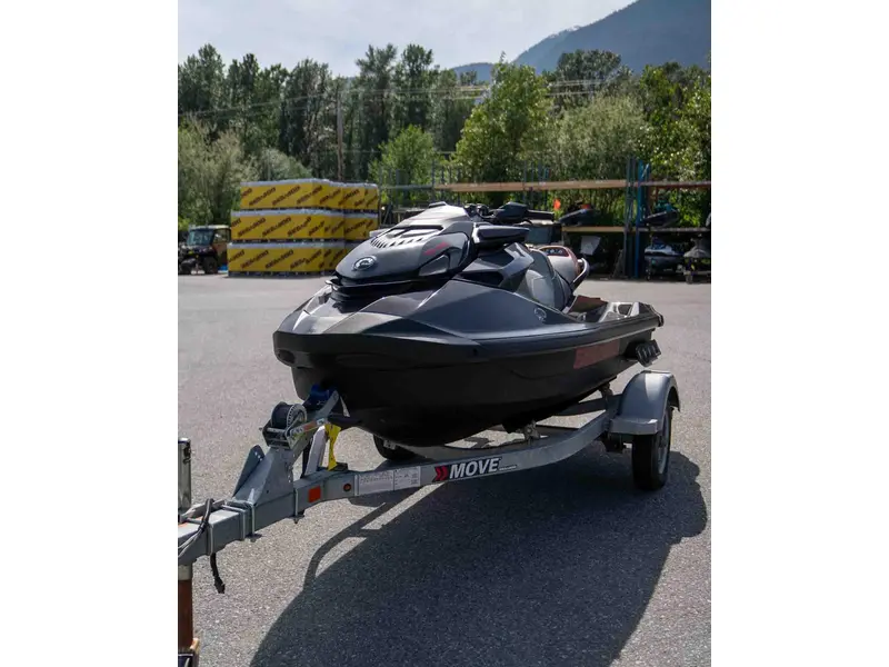 2024 Sea-Doo GTR X 300 - Grey/Red thumbnail 4