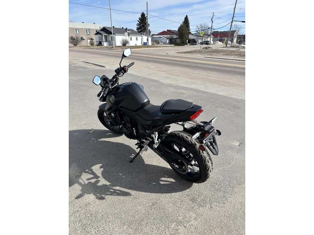 Honda Cb750 2025 alt