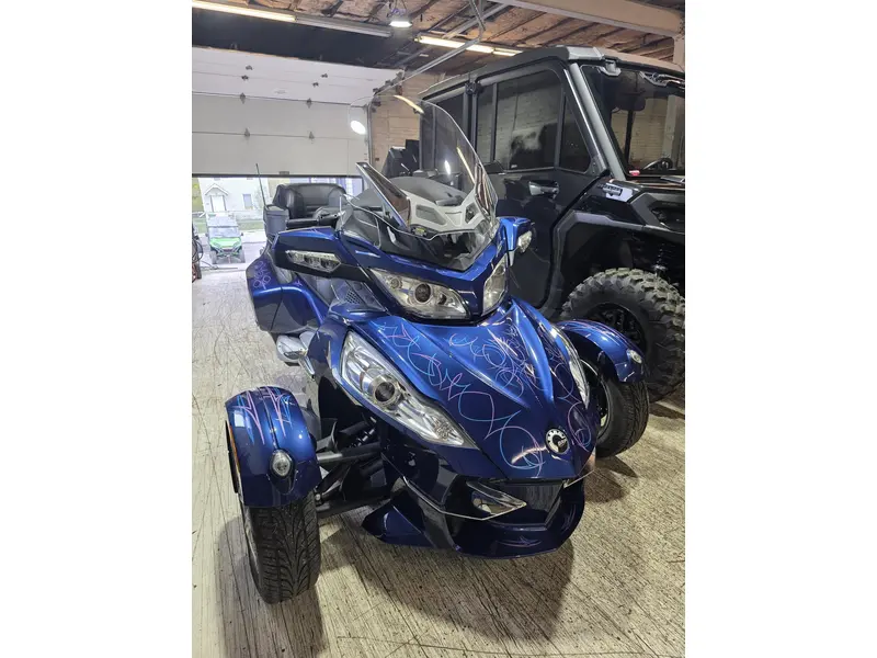 2011 Can-Am Roadster RT S