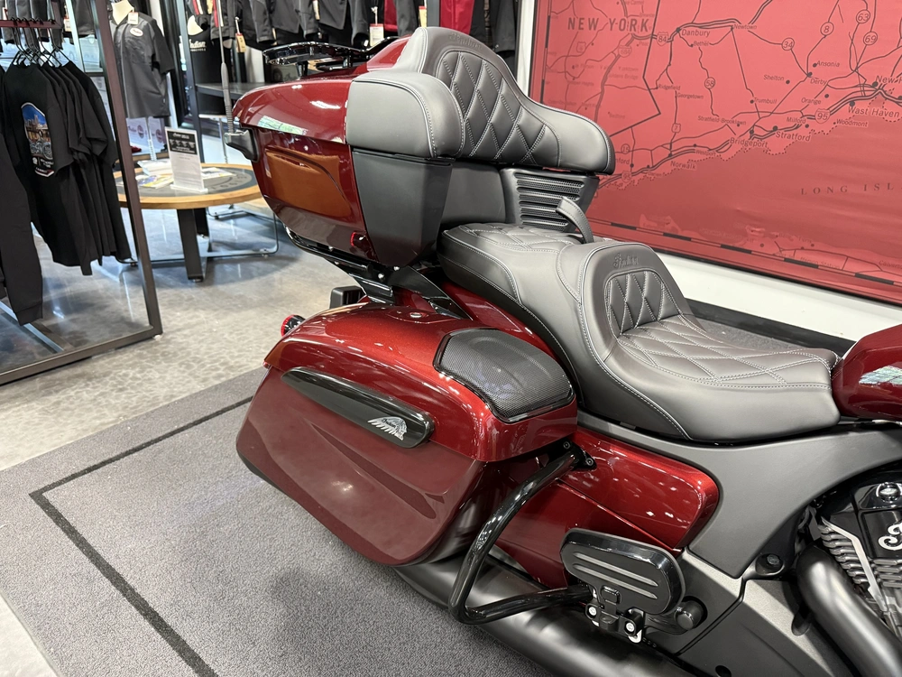 2026 Indian Motorcycle Roadmaster Powerplus Dark Horse 112 alt