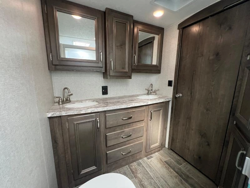Keystone Rv Montana 320mk 2019 alt