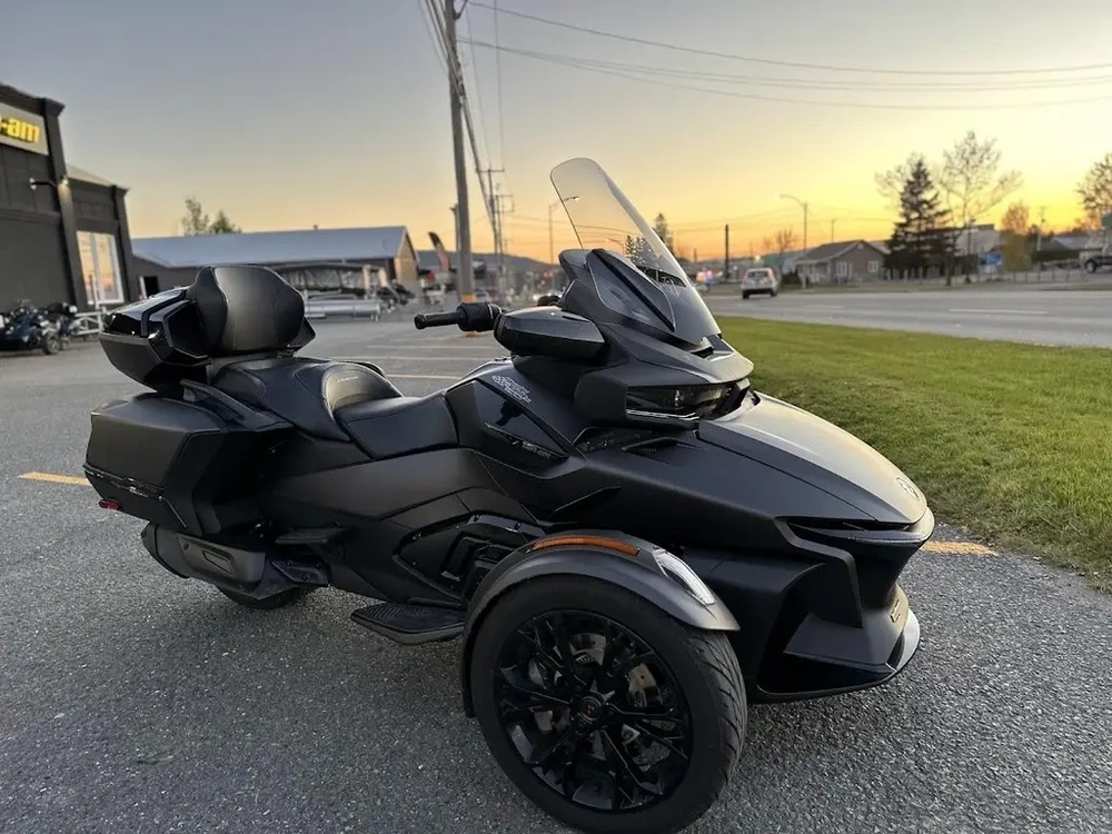 Can-am Rt Limited 2024 alt