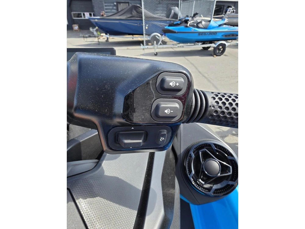 2026 Sea-doo Rxt X 325 W/ Audio Ibr