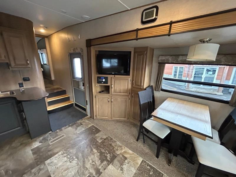 Crossroads Cruiser 28se 2016 alt