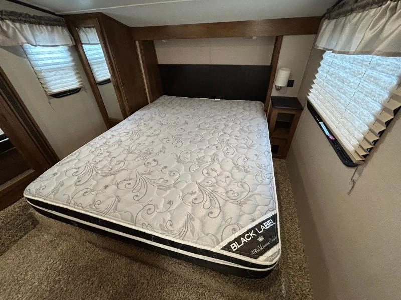 Coachmen Chaparral 29bh 2019 alt