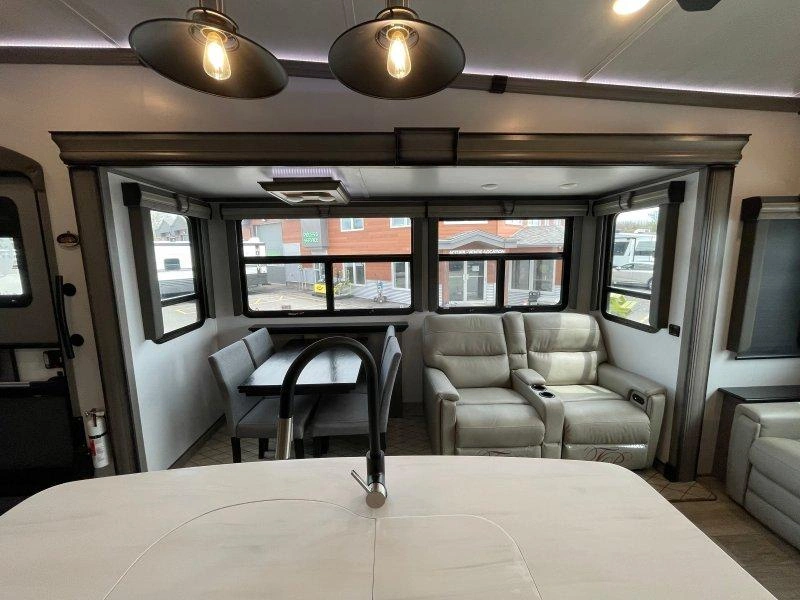 Keystone Rv Montana 3231ck 2022 alt