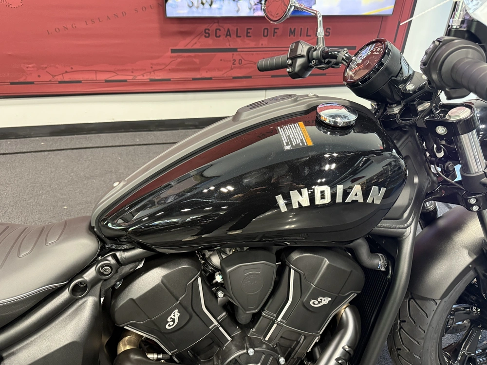 2026 Indian Motorcycle Scout Sixty Bobber alt