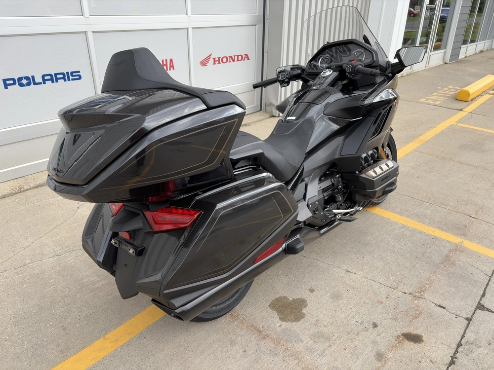 2026 Honda Gold Wing Tour alt