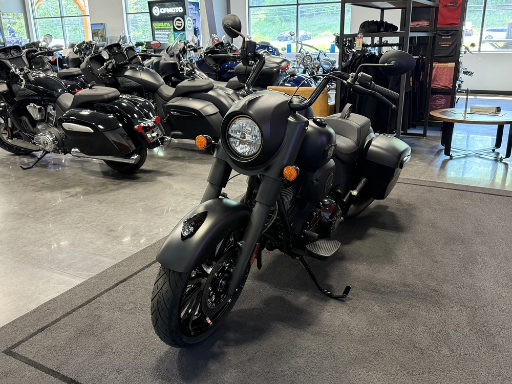 2026 Indian Motorcycle Springfield Dark Horse alt