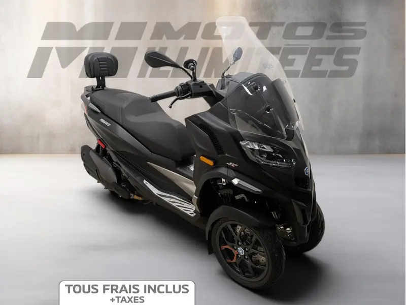 2023 Piaggio MP3 Maxi 530 HPE Exclusive ABS thumbnail 2