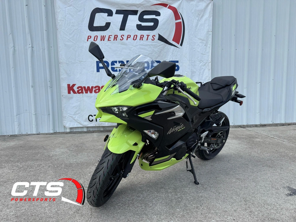 2026 Kawasaki Ninja 500 Abs alt