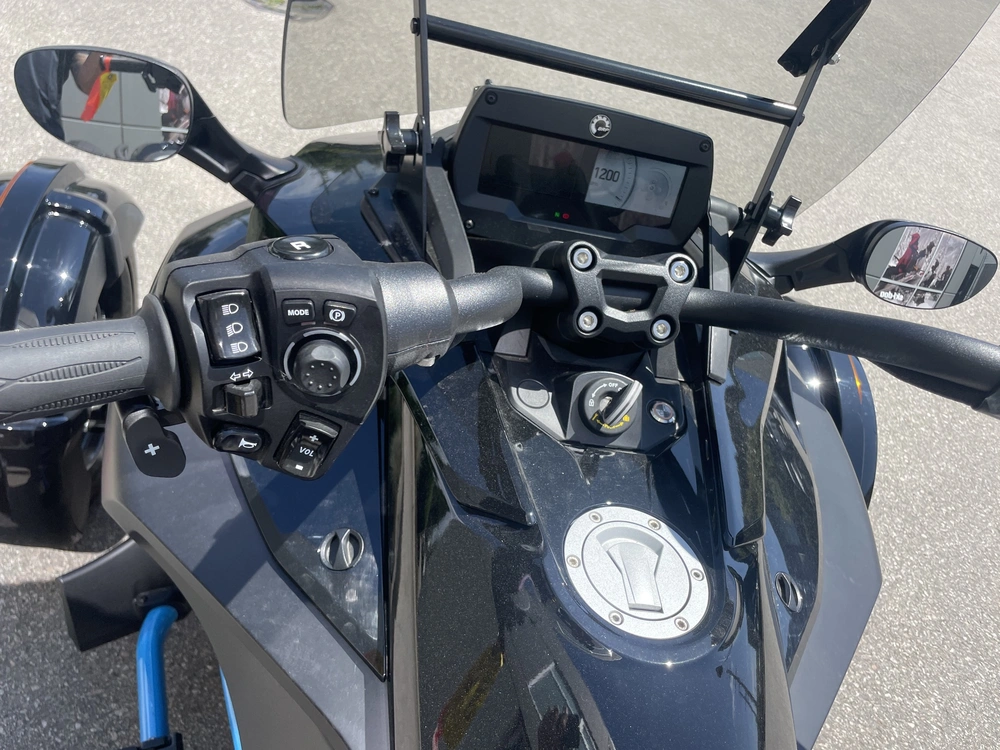 2023 Can-am F3-s Special Series alt