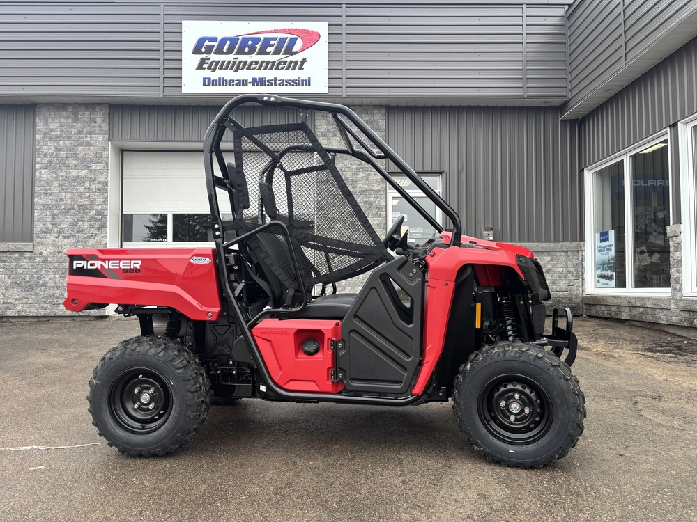 Honda Pioneer 520 2026 alt