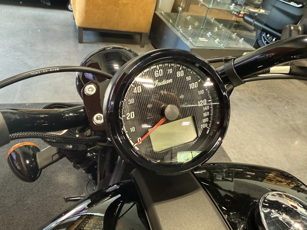 2026 Indian Motorcycle Scout Sixty Bobber alt