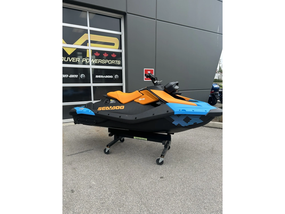 2026 Sea-doo Spark™ 1up Trixx 90 (sound System) alt
