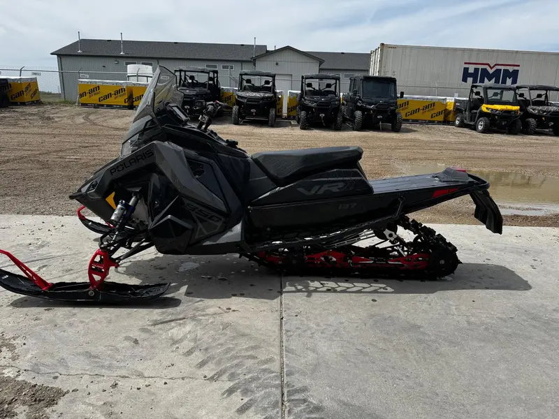 Polaris Polaris 850 INDY VR1 137 2024