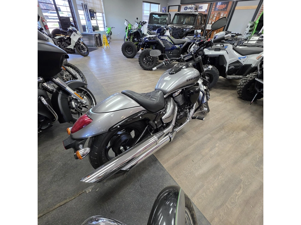 2017 Suzuki Boulevard M50 alt