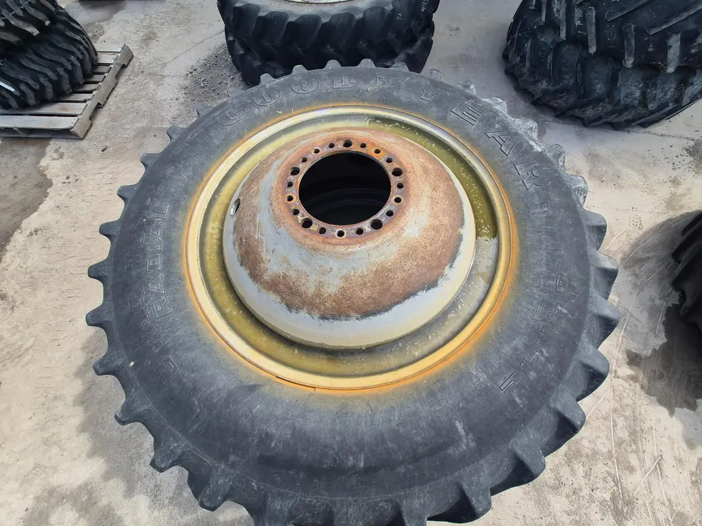 2021 GOODYEAR 18.4R42