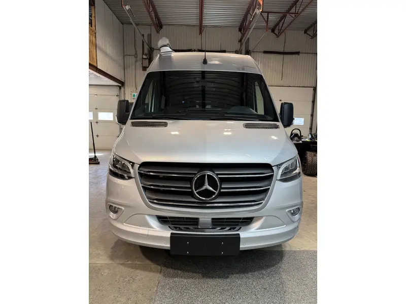 2023 Winnebago ERA 70A thumbnail 3
