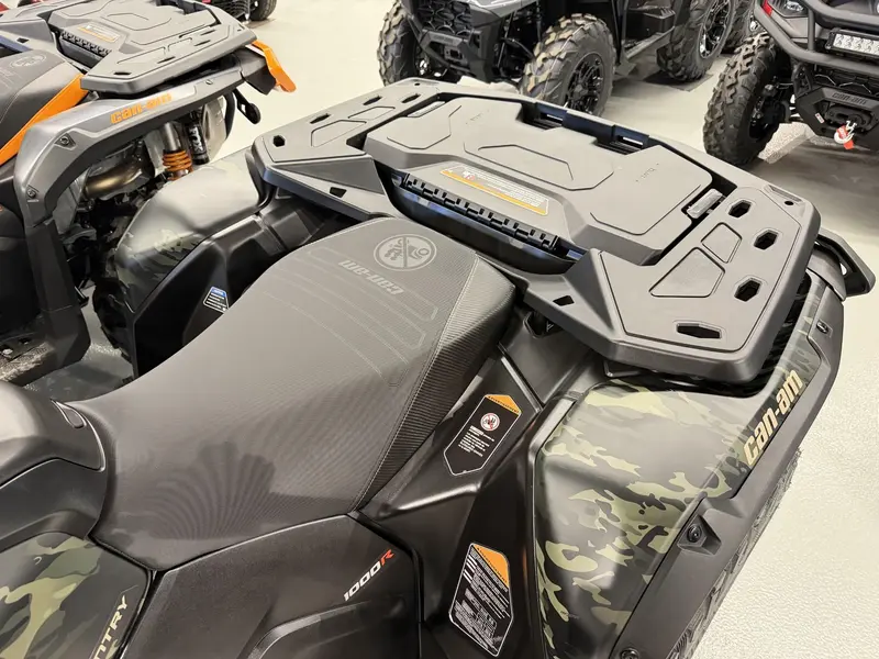 2026 Can-Am OUTLANDER BACKCOUNTRY 1000R thumbnail 3