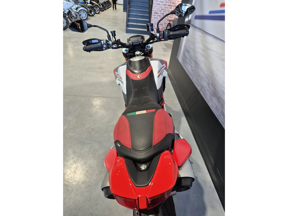Ducati Hypermotard 2025 alt