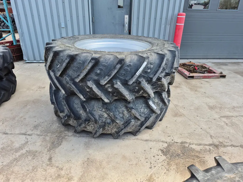 2022 BKT 460/85R38