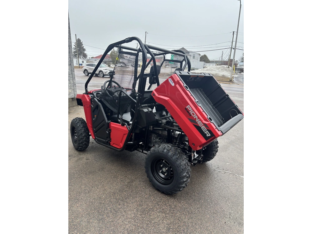 Honda Pioneer 520 2026 alt