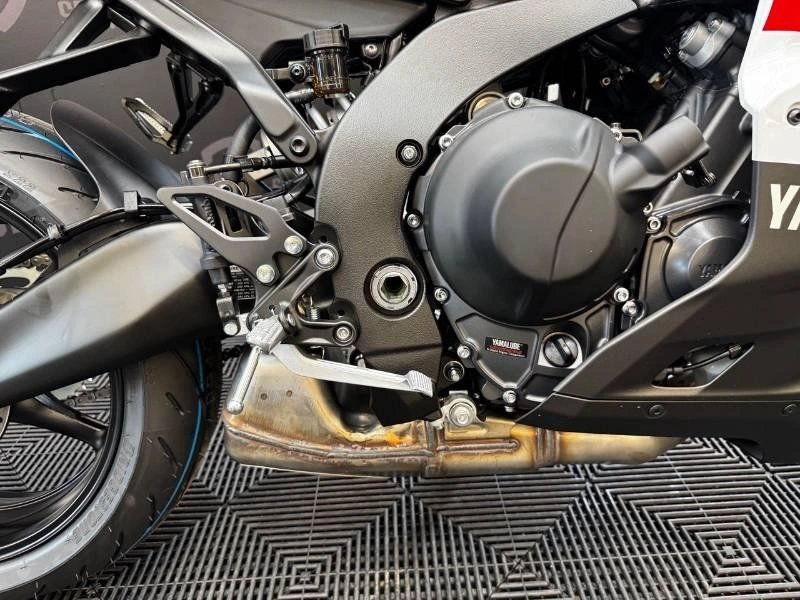 2026 Yamaha Yzf-r9 70e Anniversaire alt