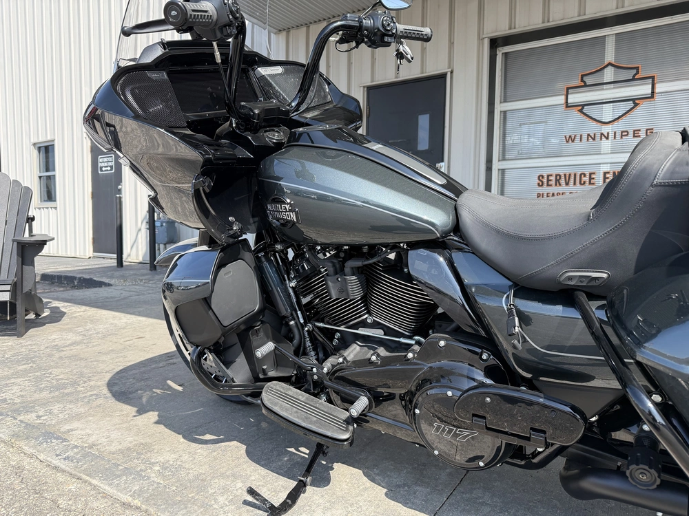 2026 Harley-davidson Road Glide Limited alt
