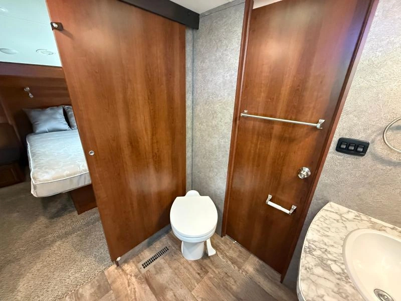 Jayco Eagle 305ckts 2018 alt