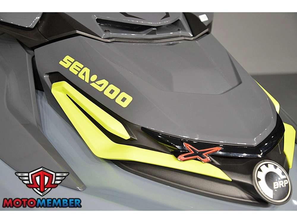 2024 Sea-doo Rxt-x™ 325 Ice Metal / Manta Green alt