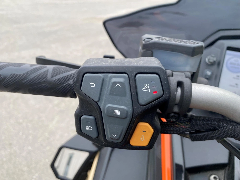 2022 Polaris Switchback Assault 850 alt