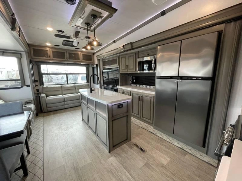 Keystone Rv Montana 3231ck 2022 alt