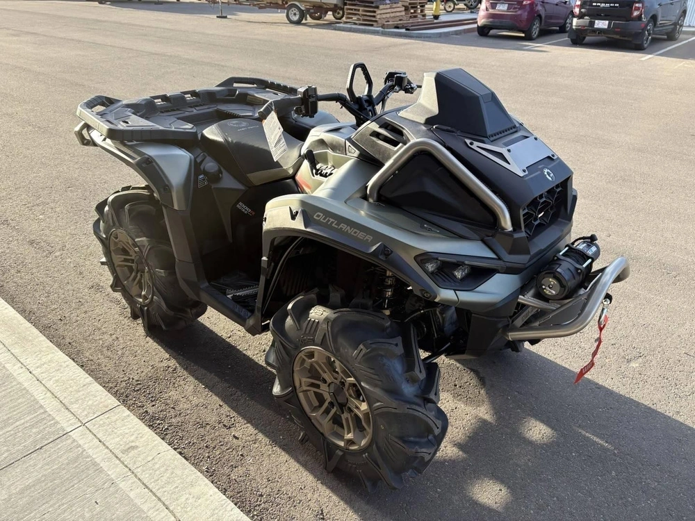 2026 Can-am Outlander Xmr 1000r alt