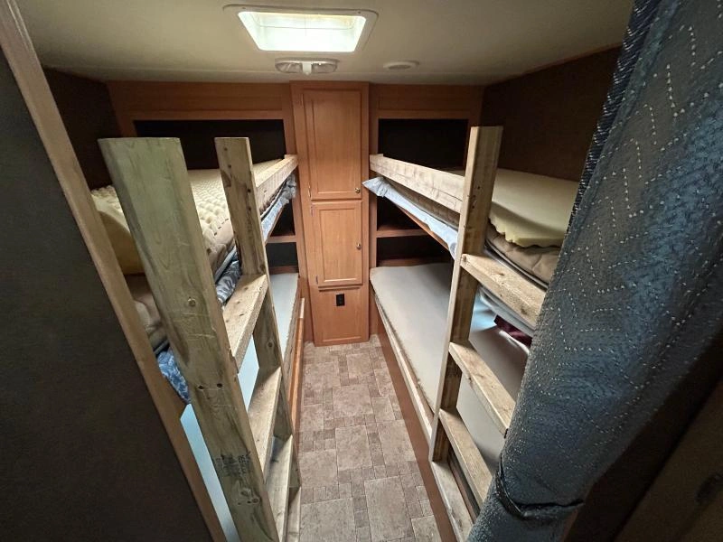 Shasta Oasis 30qb 2014 alt