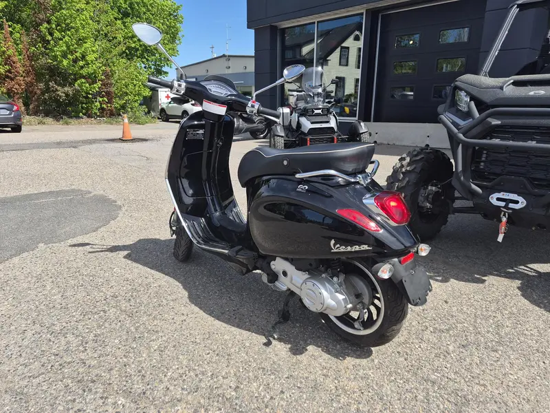 2022 Piaggio SPRINT 50 IGET MY22 thumbnail 2