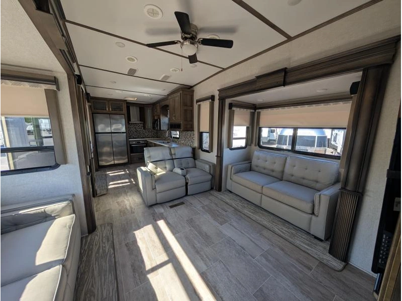 Keystone Rv Montana 3700lk 2019 alt