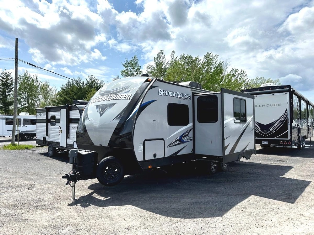 2018 Cruiser Rv Shadow Cruiser 225rbs alt